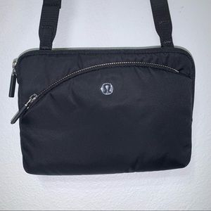 Lululemon black bag cross body